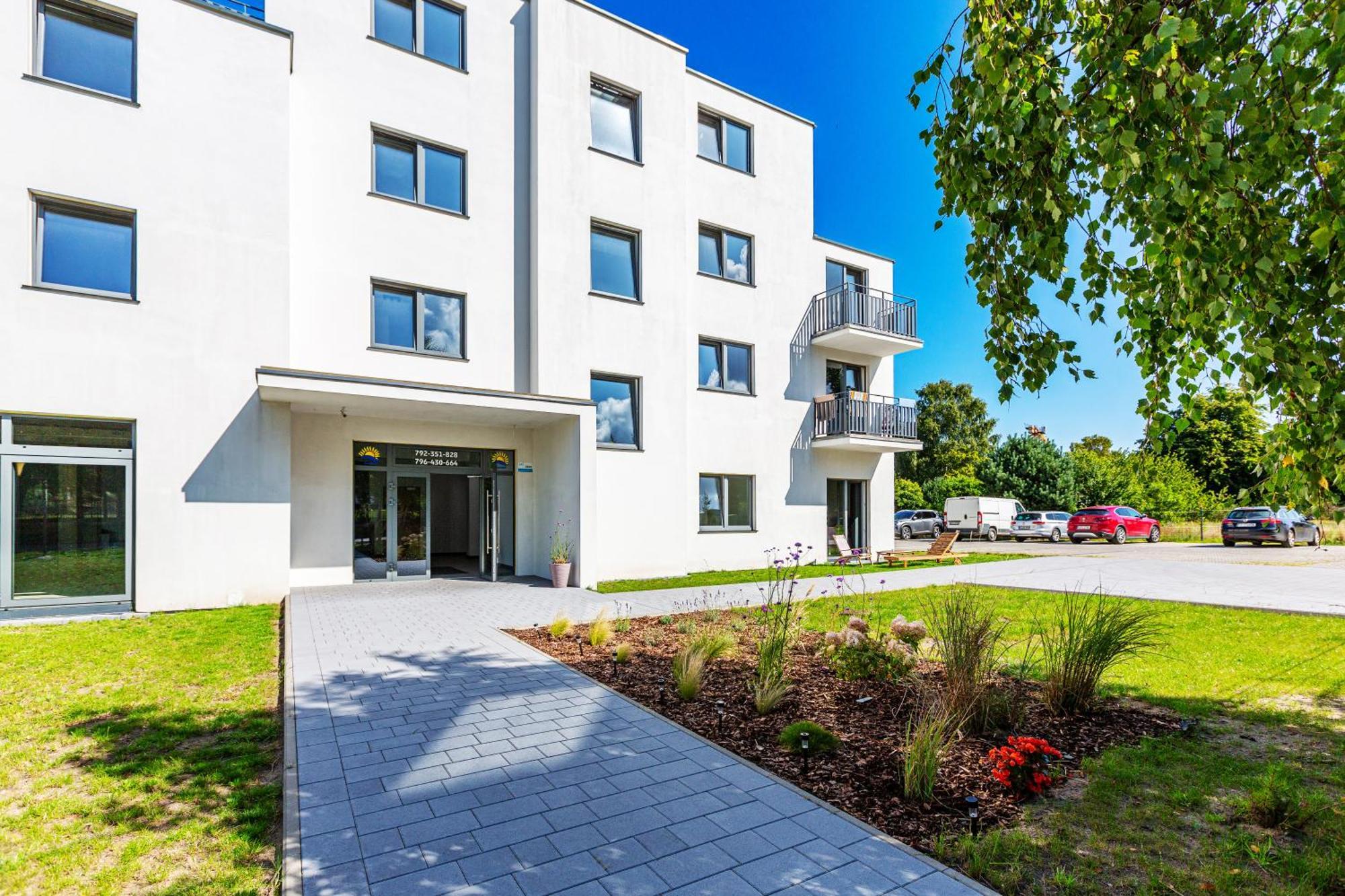 D.W.Sunset Aparthotel Jastrzębia Góra Exteriör bild
